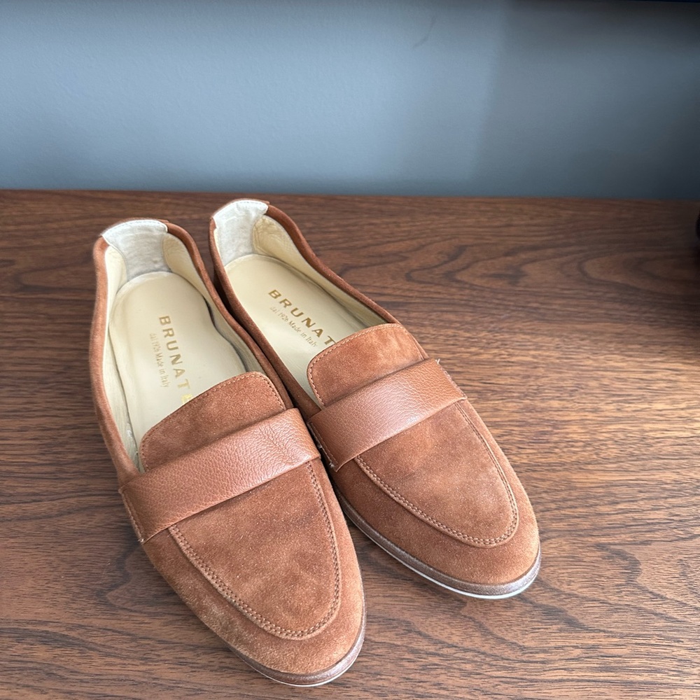 Brunate Women's Tan Suede Loafers